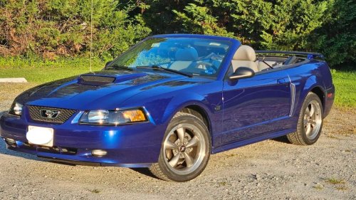5 of the fastest muscle cars you can buy at auction this weekend