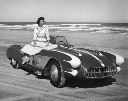 Chevrolet, The history of the iconic Chevrolet Corvette