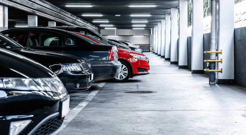 Si aparco en una plaza de garaje que no es mía, ¿me pueden multar? Estas son las consecuencias