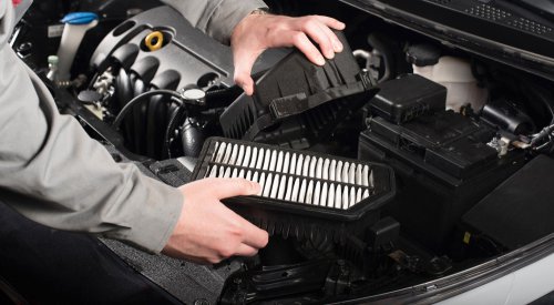 Aunque muchos lo hacen, expertos en mantenimiento recomiendan no poner esto dentro del coche (especialmente en primavera)