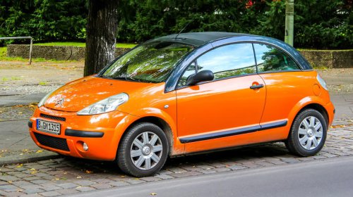 8 notoriously bad cars from automakers that knew better