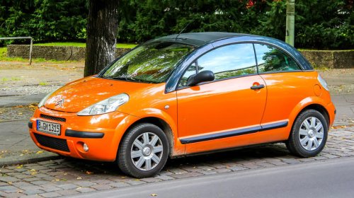 8 notoriously bad cars from automakers that knew better