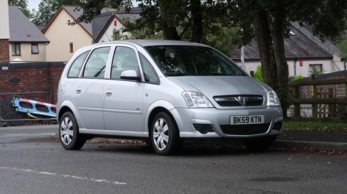 8 notoriously bad cars from automakers that knew better