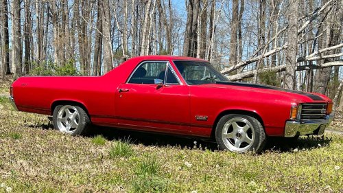 8 Old Muscle Cars You Didn’t Know Had Big-Block V-8 Power