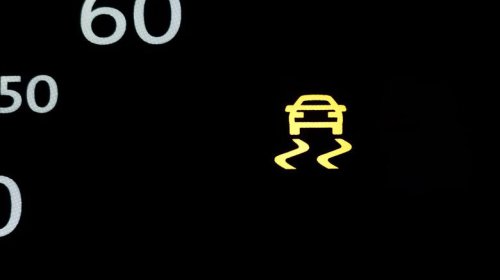 10 common dashboard warning lights and what they mean