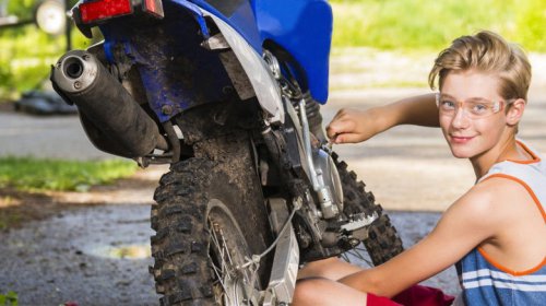Getting A Dirt Bike Ready For A Motocross Race: What To Know