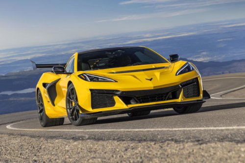 Even hotter Chevrolet Corvettes to come, but don’t count on an EV