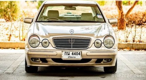 เล่น Mercedes-Benz E200 มือสอง ดีไหม คุ้มหรือไม่