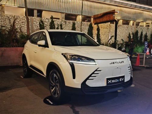 Interior JETOUR X50e EV, Kombinasi Kenyamanan, Teknologi, dan Keamanan dalam Satu Paket Modern