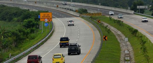 Mitos atau Fakta, Jalan Beton Lebih Mudah Bikin Ban Cepat Aus Daripada Jalan Aspal?