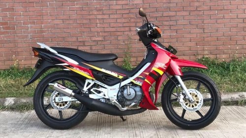 Suzuki , Suzuki Satria 120 Lumba-lumba; Raja Bebek Sport 2-Tak Era 90-an yang Legendaris