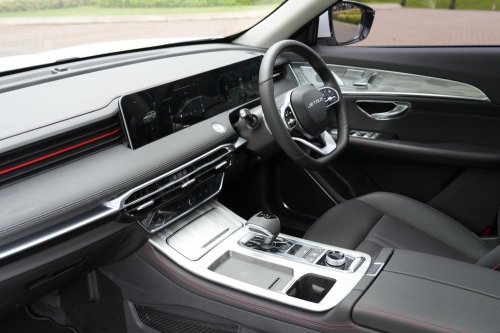 Jetour X70, Jetour, First Drive Jetour X70 Plus, Harga Rp400 Jutaan Apakah Sesuai Ekspektasi Sebagai SUV Keluarga?