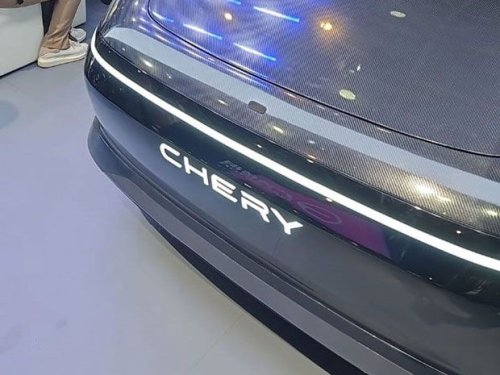 Pernyataan Chery soal Video Mobil Kebakaran di Bekasi, Ada Info yang Salah!