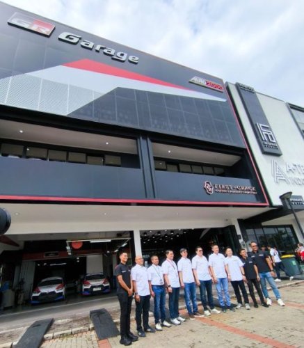 GR Garage Auto2000 PIK 2 Hadir dengan Wajah Baru, Usung Konsep Racing Lifestyle dan Teknologi 4D
