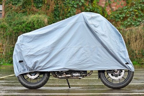 Ini Sebabnya Motor Jarang Dipakai Juga Perlu Ganti Oli Mesin Berkala
