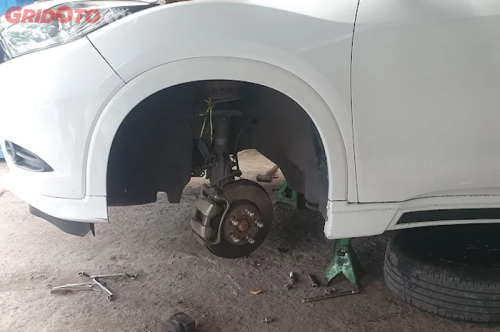 Mobil Terasa Bergoyang Saat Kecepatan Tinggi? Cek Komponen Ini