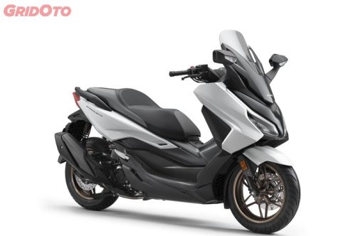 Touring, Honda, Matic Bongsor Buat Touring, Honda Forza Makin Mewah Lewat Fitur Baru