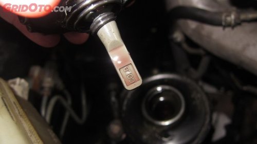 Ternyata Tiap Bulan Segini Oli Power Steering Mobil SUV Harus Diganti