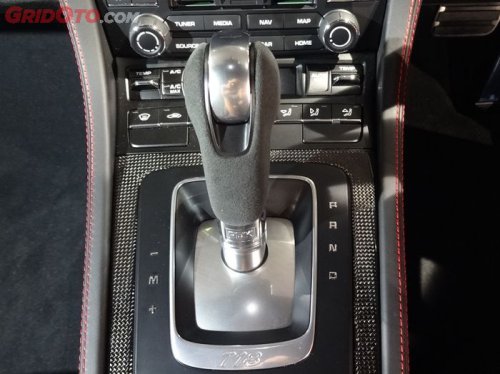 Ini Sebabnya Jangan Netralkan Gigi Mobil Saat Jalan Menurun, Simak Dampaknya