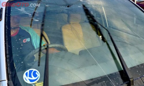 Sepele Tapi Penting, Cara Gampang Cek Karet Wiper yang Sudah Tua