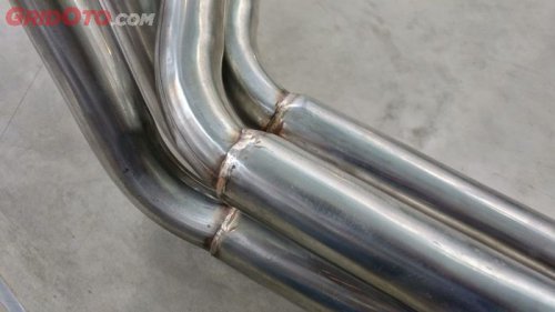 Ini Sebabnya Pipa Knalpot Motor Jenis Stainless Juga Bisa Karatan
