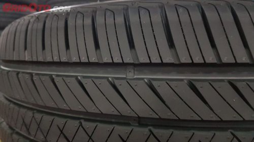 Mengurangi Gejala Aquaplaning Ban Mobil, Bisa Lakukan Hal ini