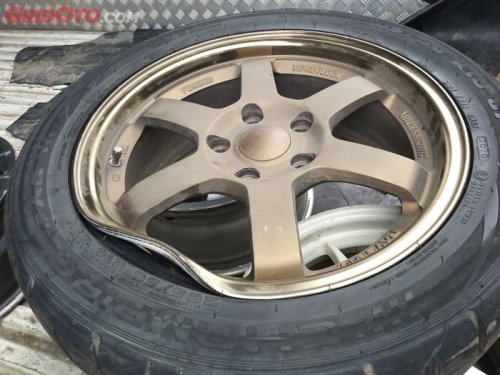 Ternyata Sokbreker Mobil Bekas Yang Dibiarkan Rusak Dampaknya Mengerikan