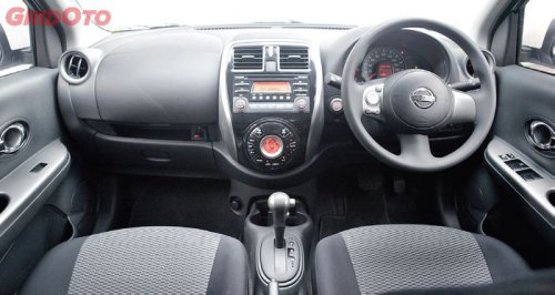 Nissan, Tidak Kehujanan dan Kepanasan, Nissan March Bekas Sekarang Harganya Tinggal Segini