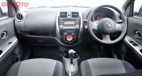 Nissan, Tidak Kehujanan dan Kepanasan, Nissan March Bekas Sekarang Harganya Tinggal Segini