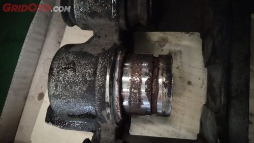 Harus Tahu, Ini Gejala Yang Muncul Sebelum Kaliper Rem Mobil Bocor