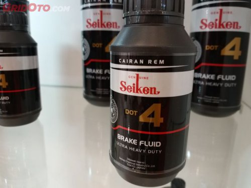 Kok Minyak Rem Mobil DIganti Setiap 2 Tahun Sekali, Ini Penjelasannya