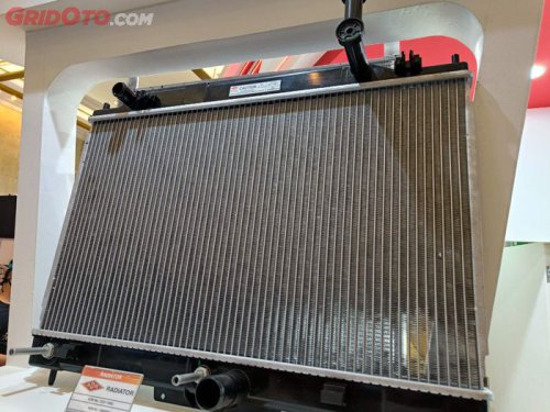 Ini Sebabnya Kenapa Kisi-kisi Radiator Mobil Jangan Sampai Rusak