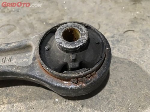 Ini Sebabnya Bushing Punya Peran Penting di Suspensi Mobil Bekas