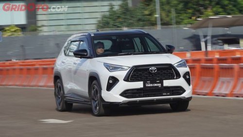Toyota, Toyota Yaris, Toyota Yaris Cross, Honda, Honda HR-V, Adu Tenaga Mesin Hybrid Toyota Yaris Cross Versus Honda HR-V