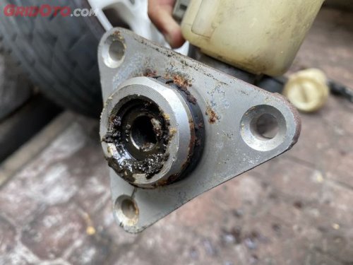 Inilah Tiga Faktor Yang Menyebabkan Rem Mobil Jadi Nggak Pakem