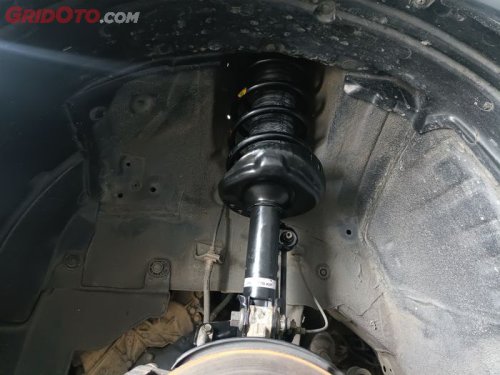 Tiga Penyebab dan Solusi Tapak Ban Mobil Bekas Habis Cuma Sebelah