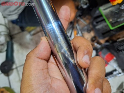 Jangan Malas, Hal Sepele Ini Bikin Sil Sokbreker Depan Motor Bocor