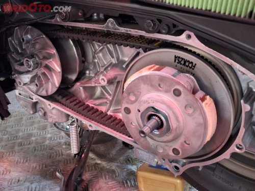 Ternyata Ini Manfaat Amplas Kampas Ganda CVT Motor Matic Saat Servis