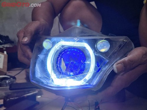 Viral Lampu Biled Vario Dipakai Nyorot Diduga Sniper, Silaunya Keterlaluan