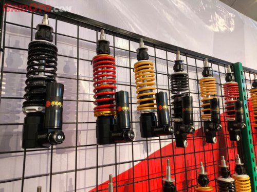 Jangan Salah Beli, Sok Belakang NMAX Turbo Beda dengan NMAX Lama