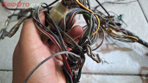 Wajib Tahu, Ternyata Seberbahaya Ini Pakai Kabel Body Motor KW