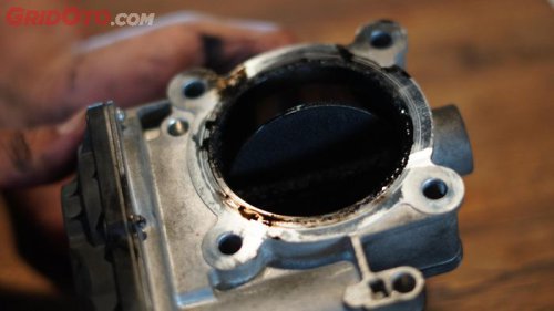 Putaran Mesin Drop dan Bergetar Setelah AC Hidup? Ini Biang Keladinya