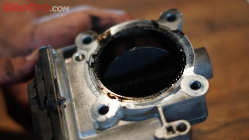 Putaran Mesin Drop dan Bergetar Setelah AC Hidup? Ini Biang Keladinya