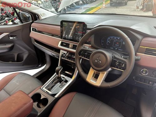 Mitsubishi, Mitsubishi Xpander, Mitsubishi Xpander Cross, Mitsubishi Xpander dan Xpander Cross Facelift Meluncur, Ini Harganya