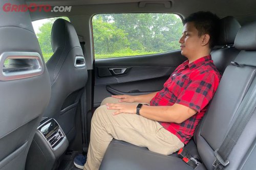 Enak Jadi Penumpang Chery Tiggo Cross, Legroom dan Headroom Lega
