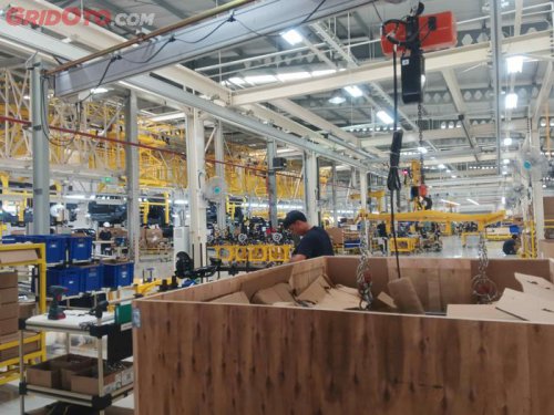 Simak, Ini Deretan Mobil GAC AION yang Bakal Dirakit di Indonesia!