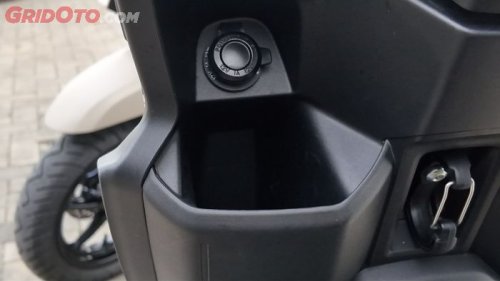 Yamaha, Turing Naik Yamaha Gear Ultima 125, Banyak Tempat Buat Barang Bawaan