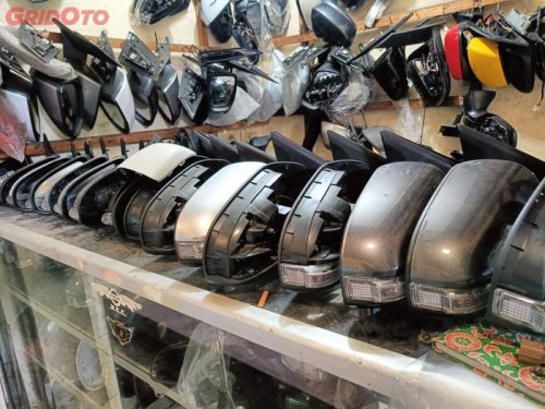 Toyota | Punya Toyota Kijang Kapsul, Biaya Ubah Kaca Spion Otomatis di Bengkel