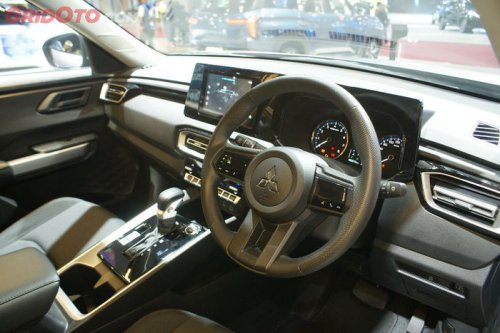 Mitsubishi, Mitsubishi Destinator, Intip Mitsubishi Destinator Termurah di GIIAS 2025, Masih Tetap Mewah