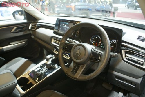 Mitsubishi, Mitsubishi Destinator, Intip Mitsubishi Destinator Termurah di GIIAS 2025, Masih Tetap Mewah